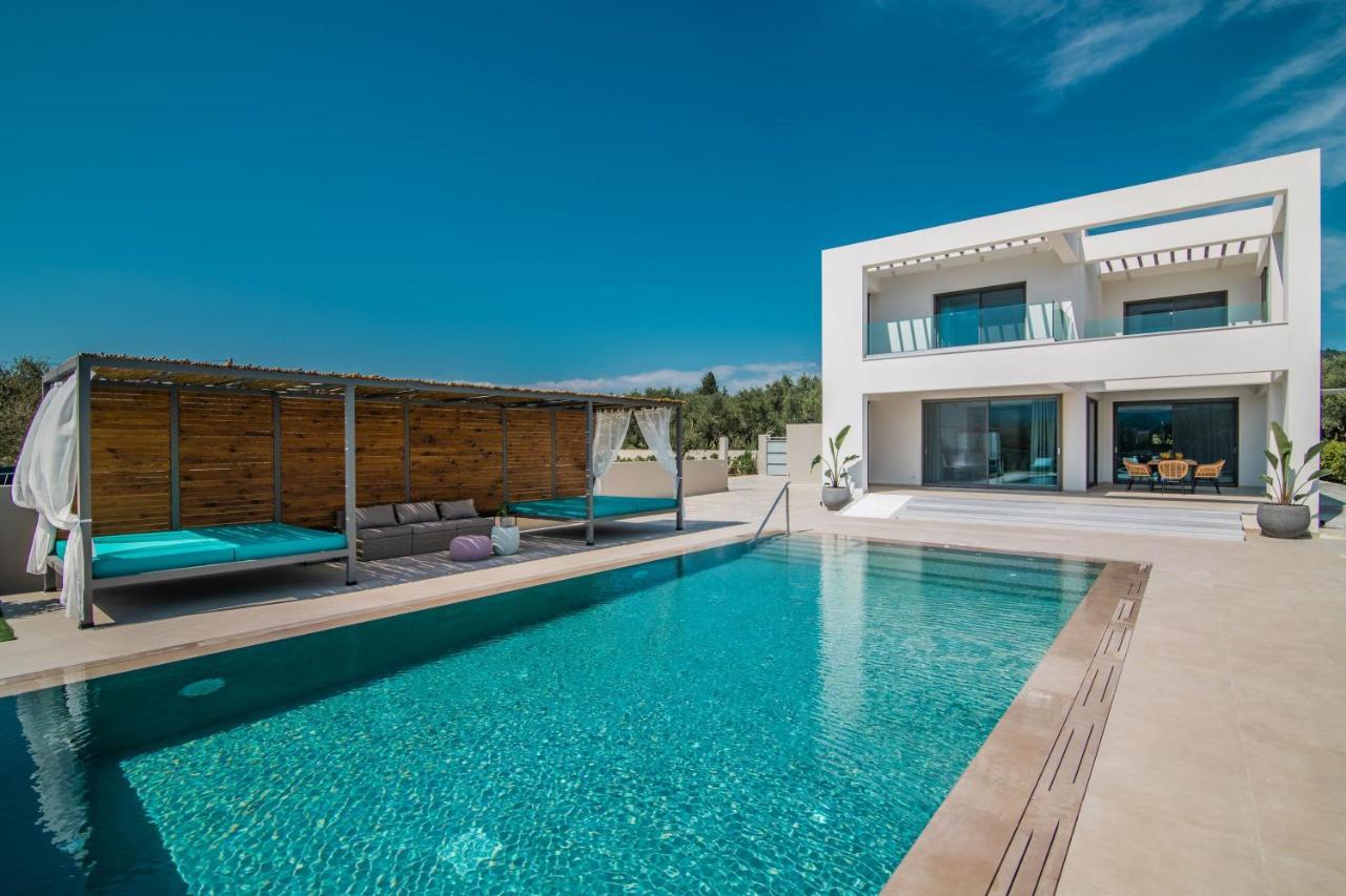 Antonia Villa - Luxurious Serenity With Private Pool, By Zantewize Kalipádhon Exterior photo